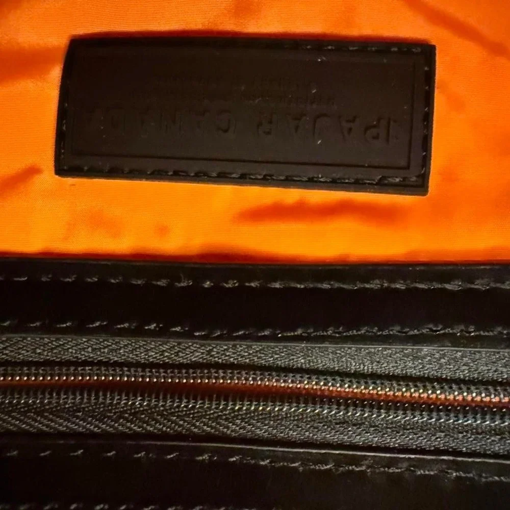 Brand new Pajar 1963 padded tote/crossbody bag